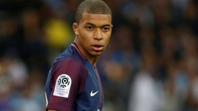 Striker Paris Saint-Germain, Kylian Mbappe