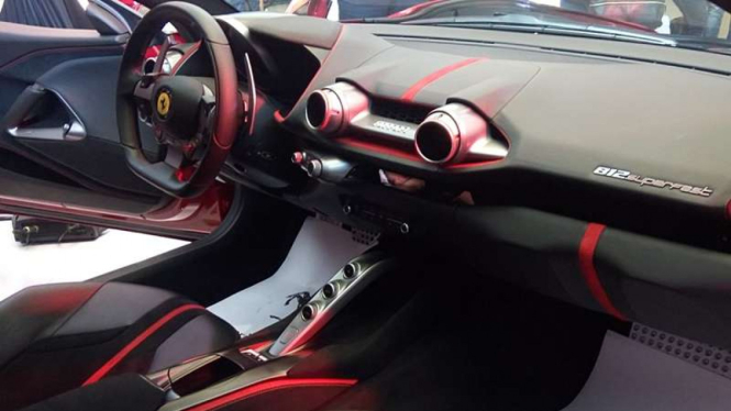 Interior Ferrari 812 Superfast