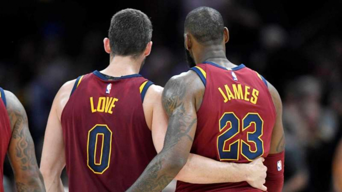 Dua bintang Cleveland Cavaliers, Kevin Love dan LeBron James