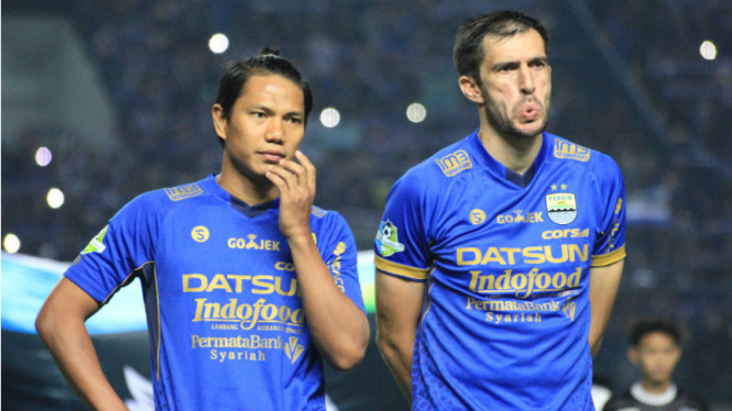 Achmad Jufriyanto dan Vladimir Vujovic saat berkostum Persib Bandung.