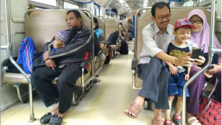 Mengapa Melihat Foto Ini Bikin Haru?
