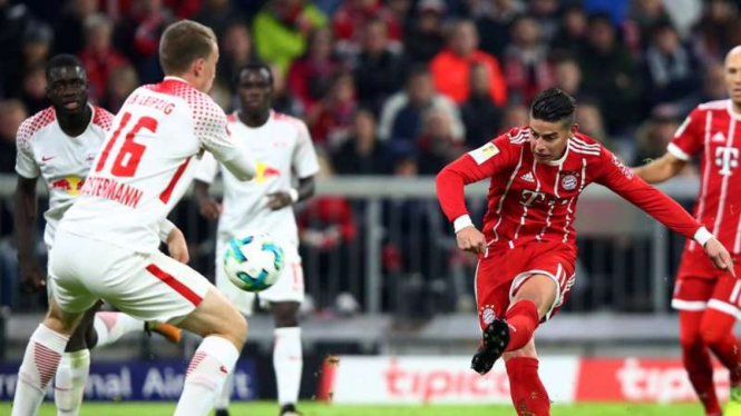 Bintang Bayern Munich, James Rodriguez (kanan)