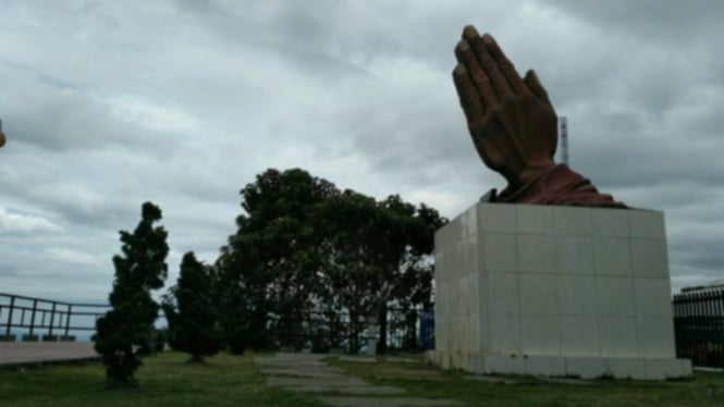 Bukit Doa Panatapan Huta Ginjang Sumatra Utara