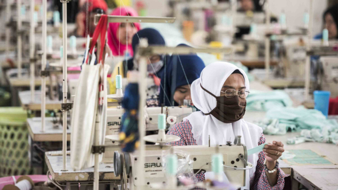 Tinggi, Serapan Tenaga Kerja di Sektor Tekstil