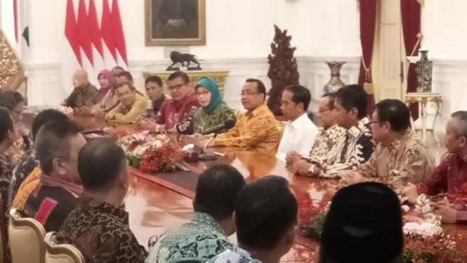 Pakar hukum dan elite politik temui Jokowi di Istana