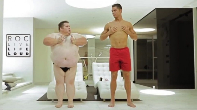 Potongan gambar Ronaldo dan Busath fitness bersama