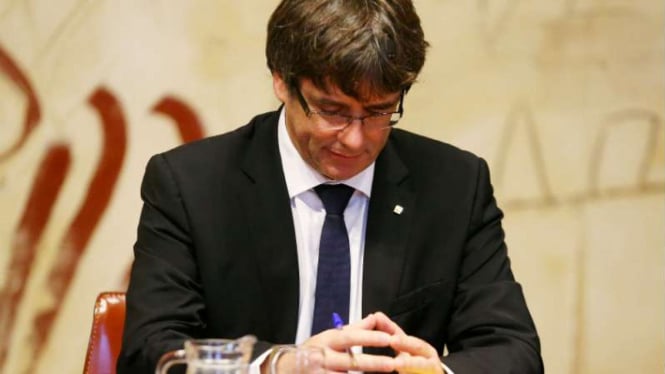 Presiden Catalunya Carles Puigdemont