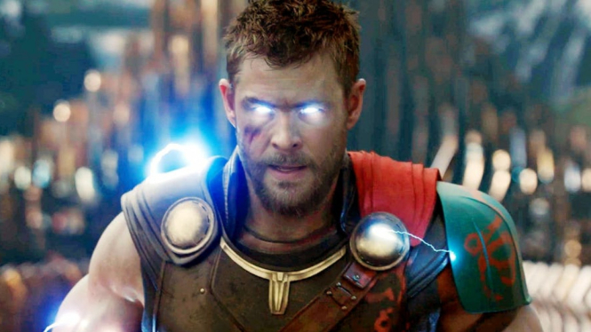 Chris Hemsworth sebagai Thor: Ragnarok