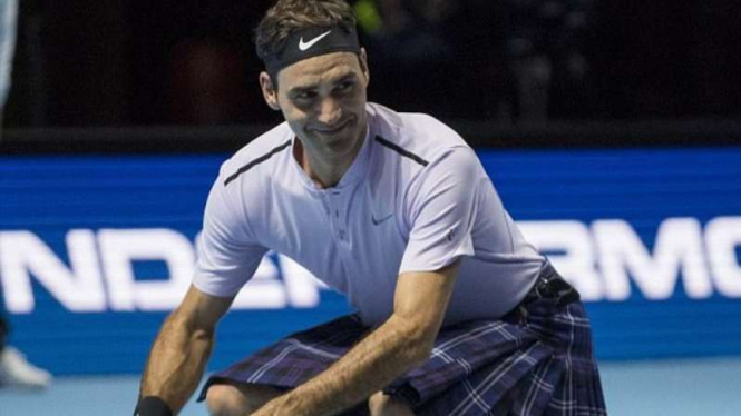 Gaya unik Roger Federer di Glasgow.