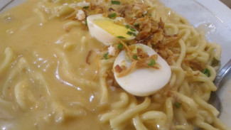 Tergoda Kuah Kental Mie Celor Palembang, Nikmatnya Sadis!