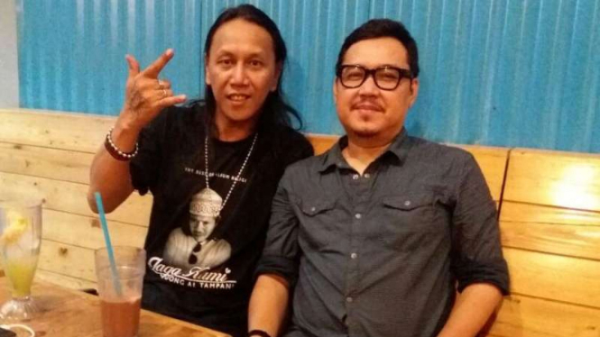 Roy Jeconiah bersama DJ Kiki Hendrawan