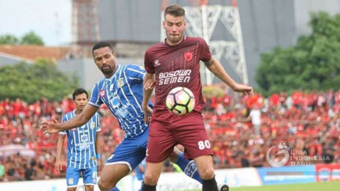 Gelandang PSM Makassar, Willem Jan Pluim