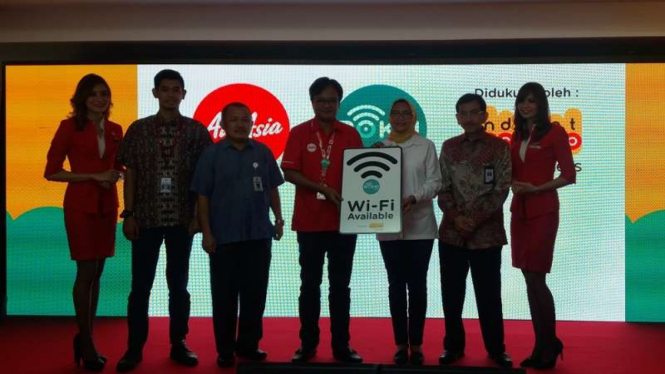 WiFi dan inflight entertaiment on board AirAsia