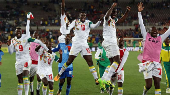 Pemain Senegal rayakan keberhasilan lolos ke Piala Dunia 2018