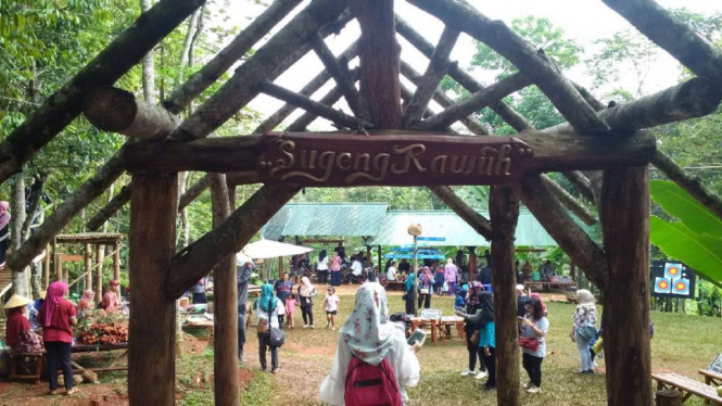 Pasar Karetan Radja Pendapa di Kendal, Jawa Tengah