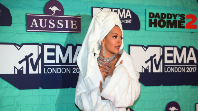 Rita Ora di MTV Europe Music Awards 2017