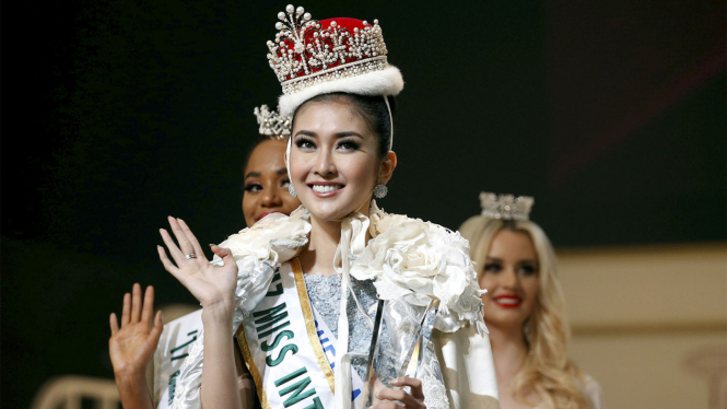 Kevin Lilliana Raih Miss Internasional 2017