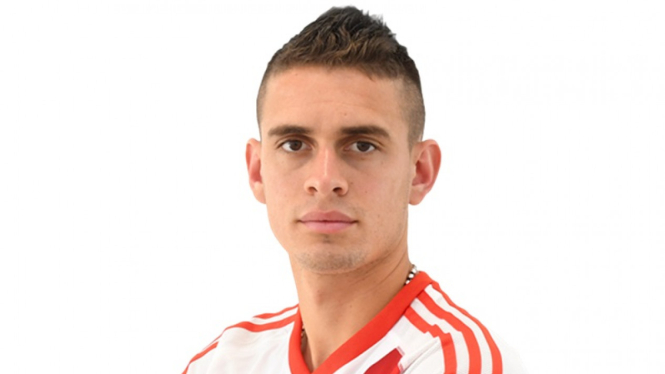 Striker River Plate, Rafael Santos Borre