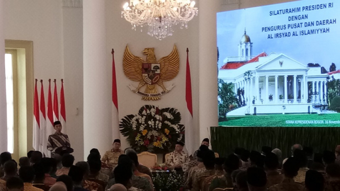 Presiden Joko Widodo saat silaturahmi dengan Pengurus Al Irsyad di Istana