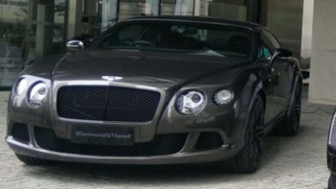 Bentley Continental Gt Luxury Car