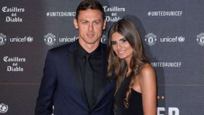 Gelandang Manchester United, Nemanja Matic dan istrinya, Aleksandra Matic