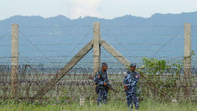 Penjagaan polisi dan militer dai perbatasan Rakhine State, Myanmar