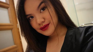 Gaya Make-up Shafa Haris, Terlalu Dewasa atau Cantik?