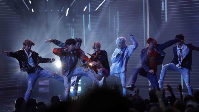 Penampilan Boyband Korea Selatan BTS di American Music Award