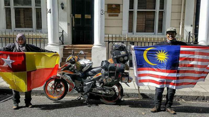Tiba di London naik motor dari Malaysia