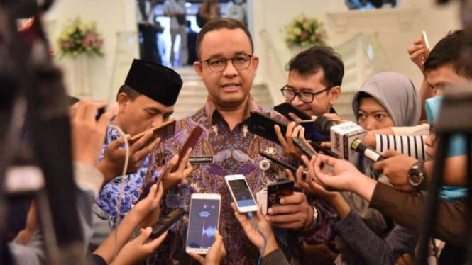 Gubernur DKI Jakarta Anied Baswedan di Balaikota Jakarta.