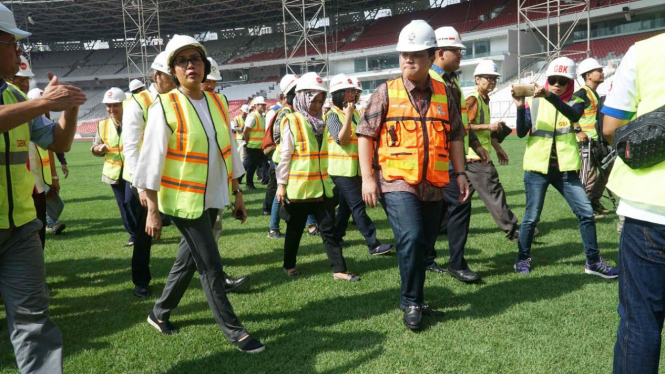 Kunjungan Menkeu, Sri Mulyani, ke kompleks olahraga GBK