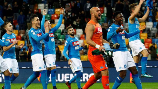 Pemain Napoli rayakan kemenangan