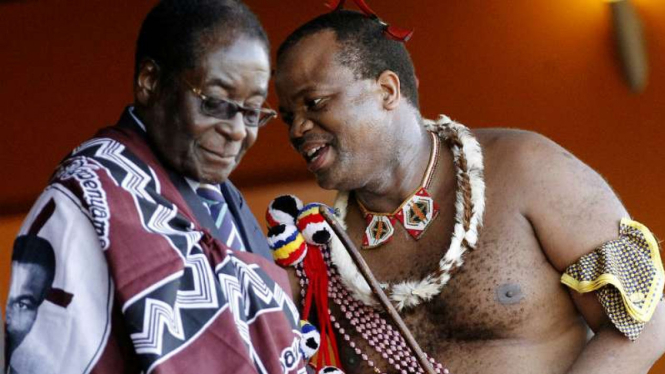 Robert Mugabe (kiri)