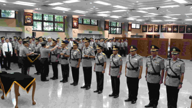 Kapolri Tito lantik  475 perwira tinggi dan pamen Polri.