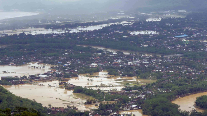 Kondisi Pacitan Saat Dilanda Banjir Bandang dan Tanah Longsor