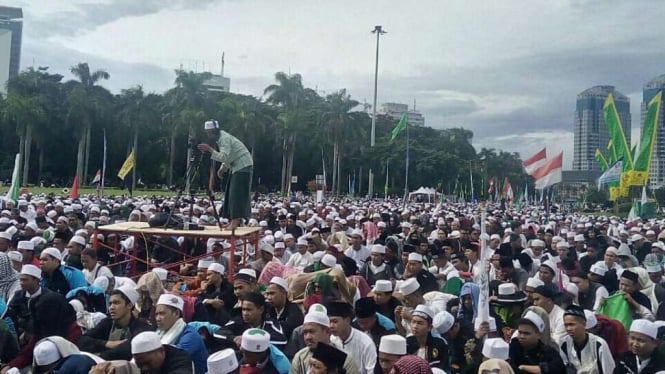 Suasana Maulid Nabi Muhammad SAW di Monas.