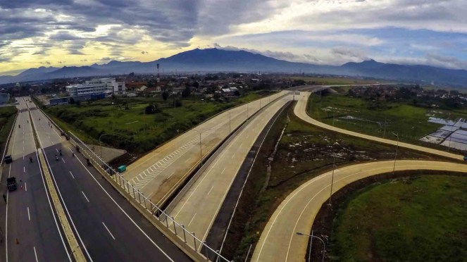 Jalan Tol Soreang - Pasir Koja Bandung. (Ilustrasi)