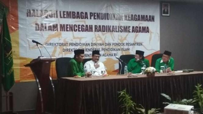 Gus Ipul di acara Muspimwil dan Halaqah Ulama di Surabaya, Jawa Timur.