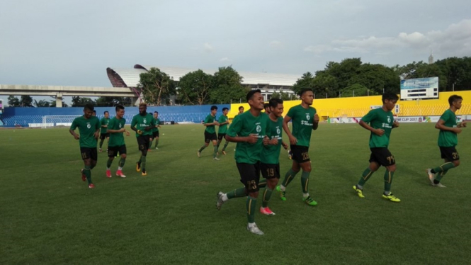 Para pemain Sriwijaya FC melakoni latihan perdana jelang Liga 1 2018