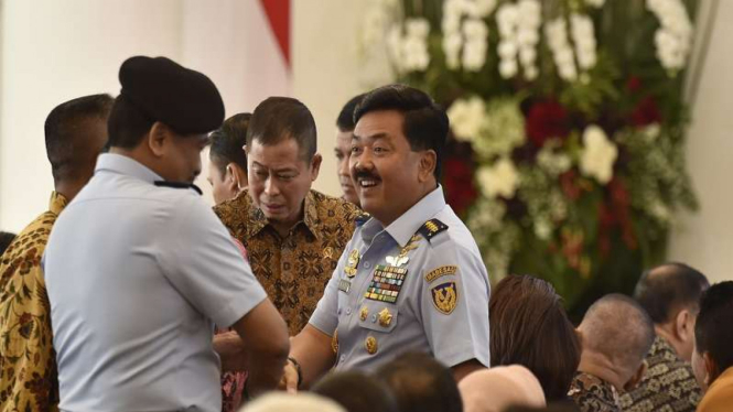 Kepala Staf TNI AU Marsekal Hadi Tjahjanto di Istana Kepresidenan Bogor.