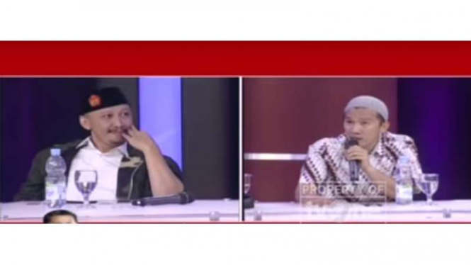Abu Janda al-Boliwudi dan Ustaz Felix Siauw dalam acara Indonesia Lawyer Club tvOne, Selasa (4/12/2017)