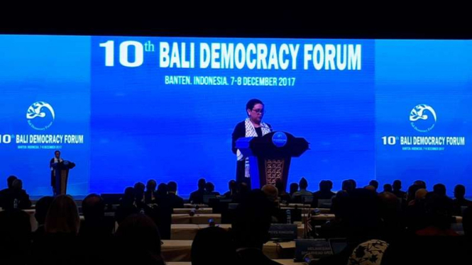 Menteri Luar Negeri Retno Marsudi di Bali Democracy Forum