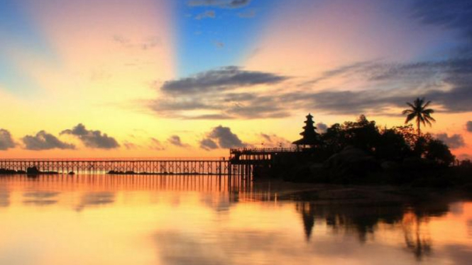 Pesona Pantai Viovio Di Batam