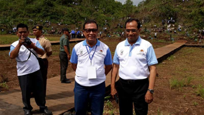 Menteri Perhubungan Budi Karya Sumadi di Gunung Kidul, Yogyakarta
