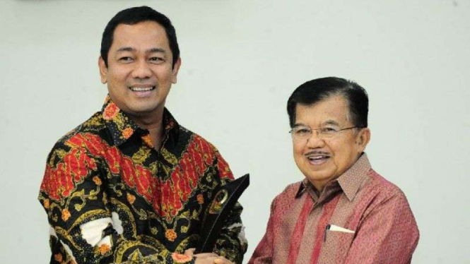 Wali Kota Semarang Hendrar Prihadi bersama Wakil Presiden Jusuf Kalla.