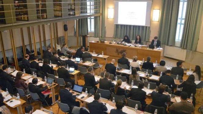 Dubes Esti Andayani pimpin sidang UNIDROIT di Roma, Italia.