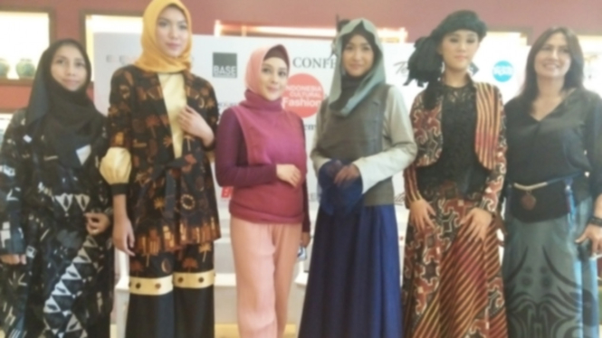 Indonesia Culture Fashion Goes to Mian