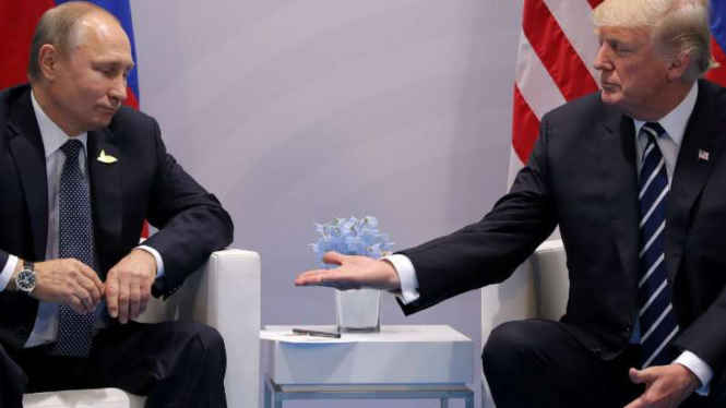 Presiden AS Donald Trump dan Presiden Rusia Vladimir Putin