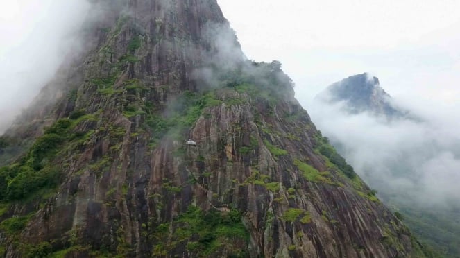 Hotel Gantung, Skylodge Gunung Parang