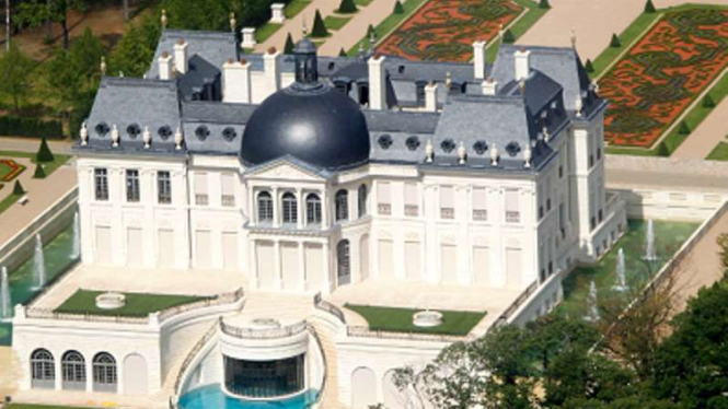 Rumah termewah di dunia, Chateau Louis XIV